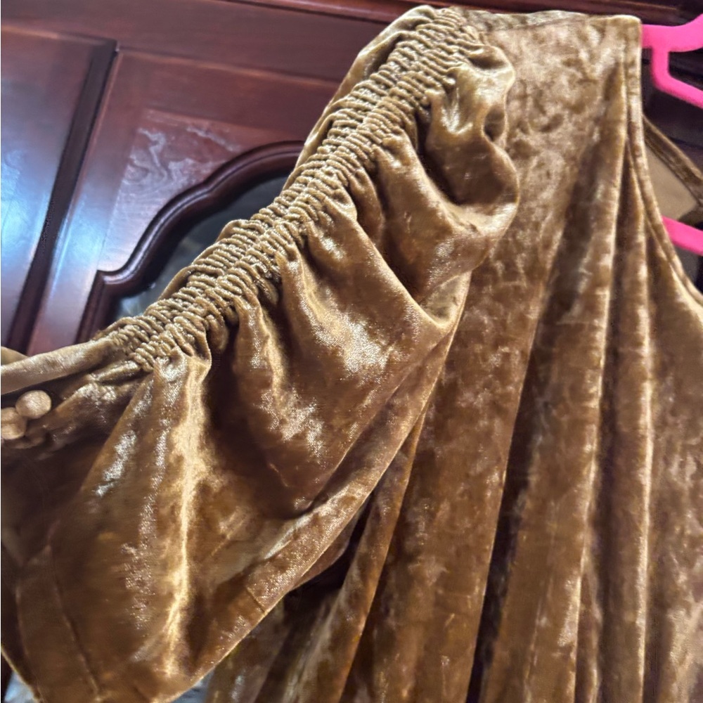 Who What Wear Velvet Long Sleeve Dress in Brown - Picture 4 of 4